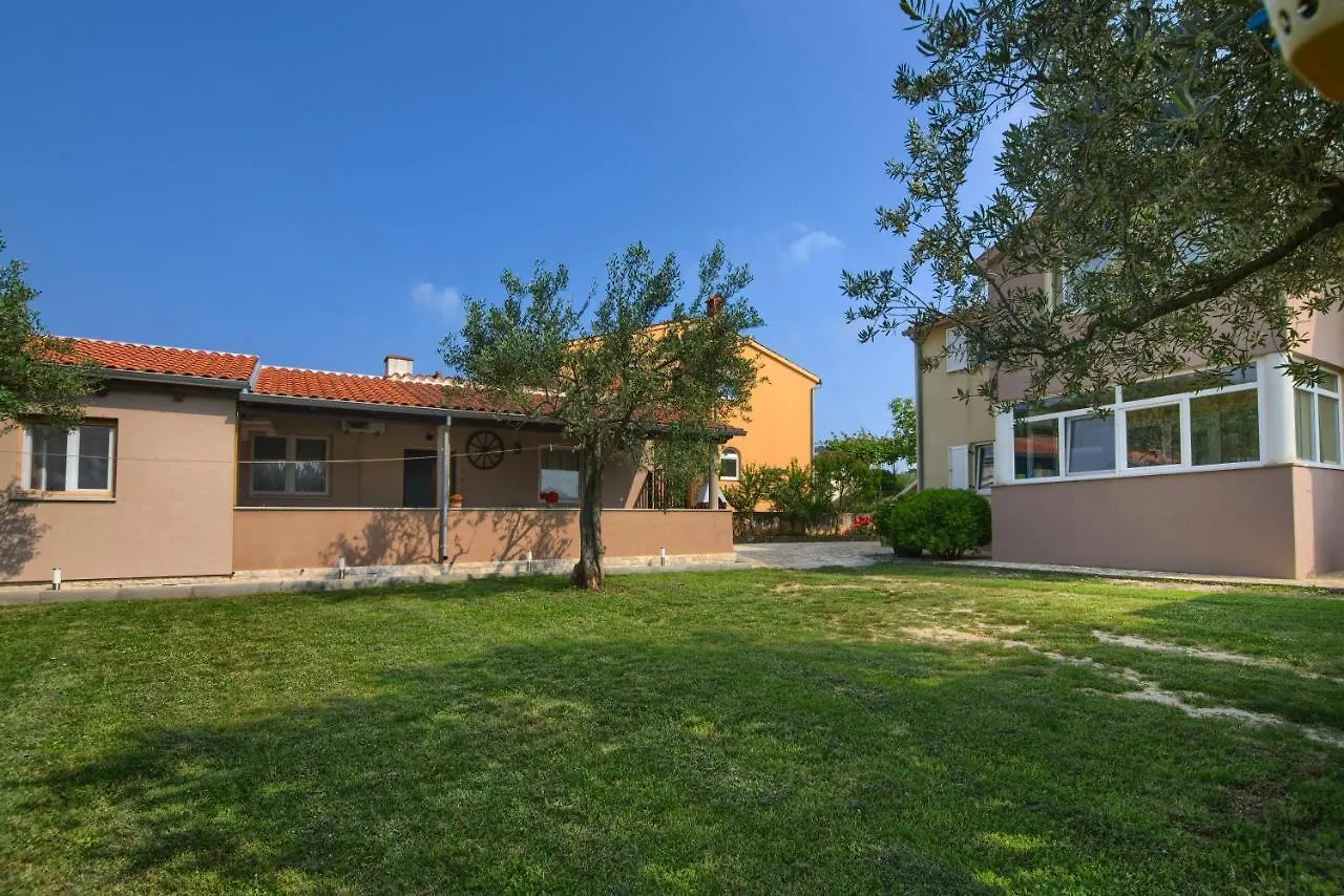 Apartment Mladenka Croatia